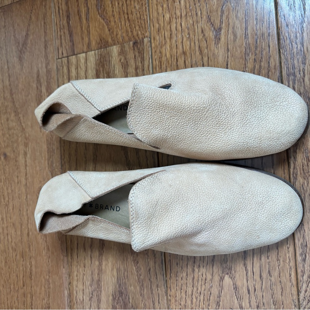 Women’s Tan Slip-On Shoes
